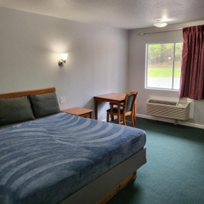 2 Double Beds Hotel Studio 124 & Hot Tub